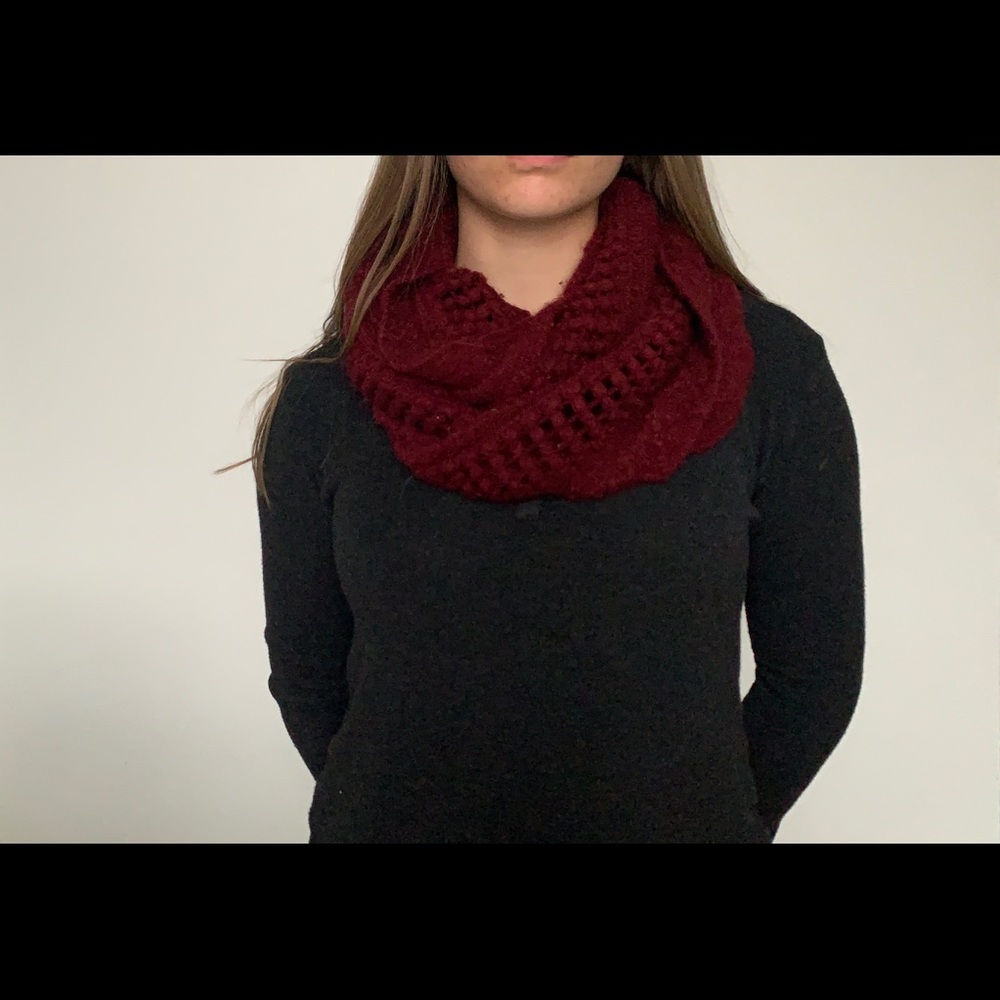 Deep Red Infinity Scarf - Picture 2 of 3